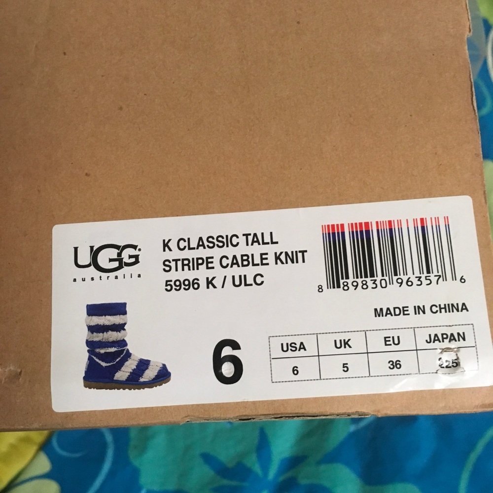 Knit uggs - Picture 6 of 6